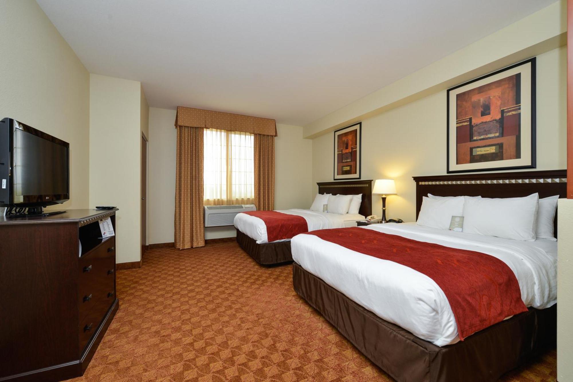 Comfort Suites Юджин Экстерьер фото